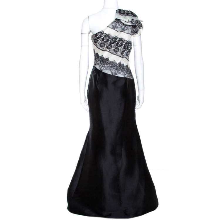 Pre Owned Carolina Herrera Monochrome Lace Print Silk One Shoulder Evening Gown M