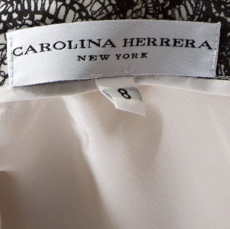 Pre Owned Carolina Herrera Monochrome Lace Print Silk One Shoulder Evening Gown M