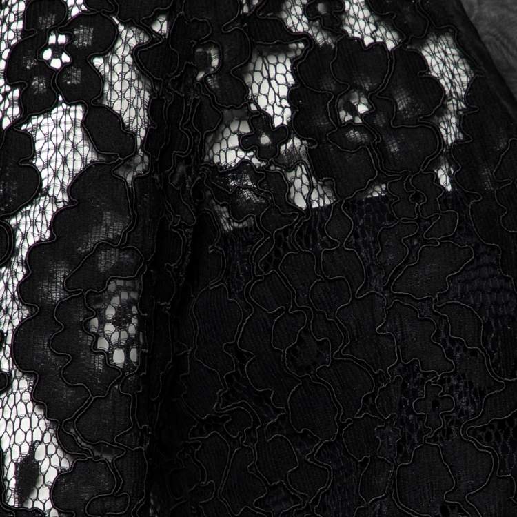 Pre Owned Carolina Herrera Black Lace Ruffled Trim Button Front Shrug M