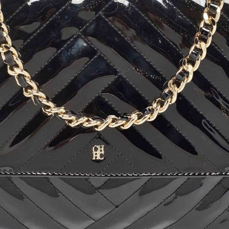 Pre Owned Carolina Herrera Black Diagonal Quilted Patent Leather Flap Top Handle Bag