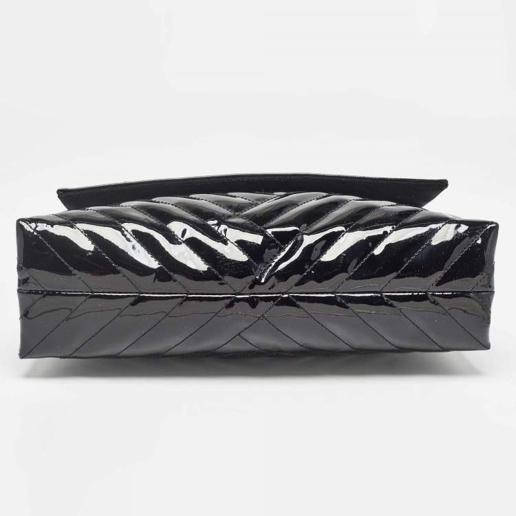 Pre Owned Carolina Herrera Black Diagonal Quilted Patent Leather Flap Top Handle Bag