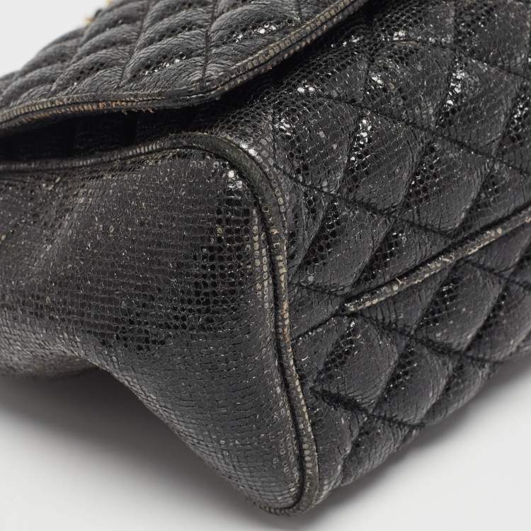 Pre Owned Carolina Herrera Black Quilted Textured Patent Leather Flap Chain Shoulder Bag