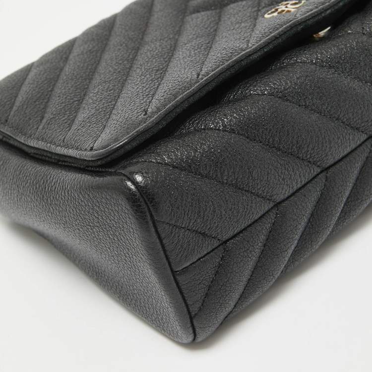 Pre Owned Carolina Herrera Black Quilted Leather CHHC Flap Shoulder Bag