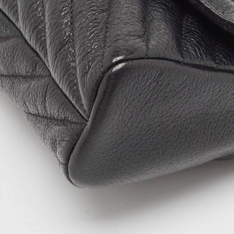 Pre Owned Carolina Herrera Black Chevron Leather Bimba Flap Shoulder Bag
