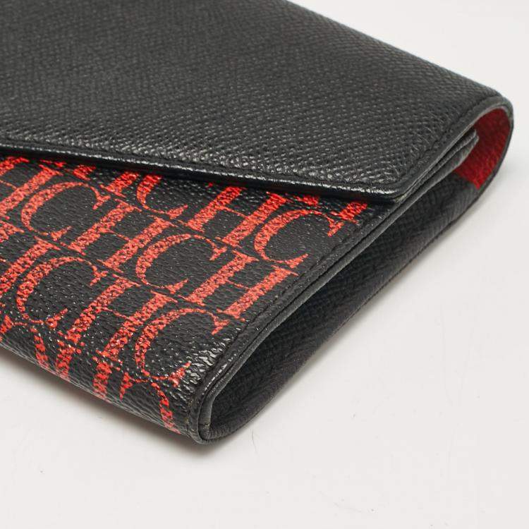 Pre Owned Carolina Herrera Black/Gold Monogram Coated Canvas and Leather Envelope Flap Clutch