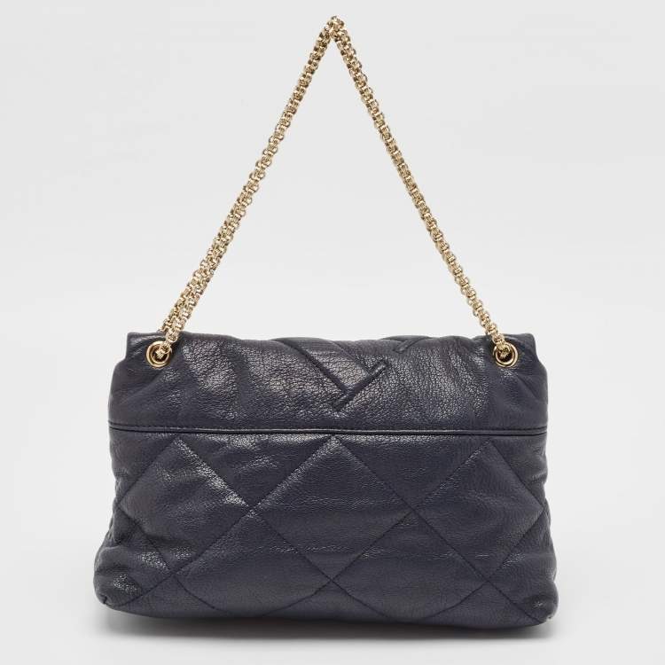 Pre Owned Carolina Herrera Navy Blue Logo Embossed Leather Metal Flap Shoulder Bag