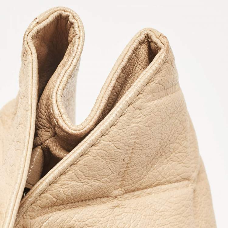 Pre Owned Carolina Herrera Beige Logo Embossed Quilted Leather Chain Tote