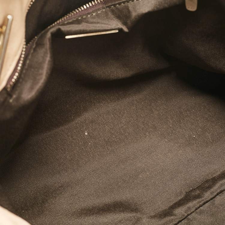 Pre Owned Carolina Herrera Beige Logo Embossed Quilted Leather Chain Tote