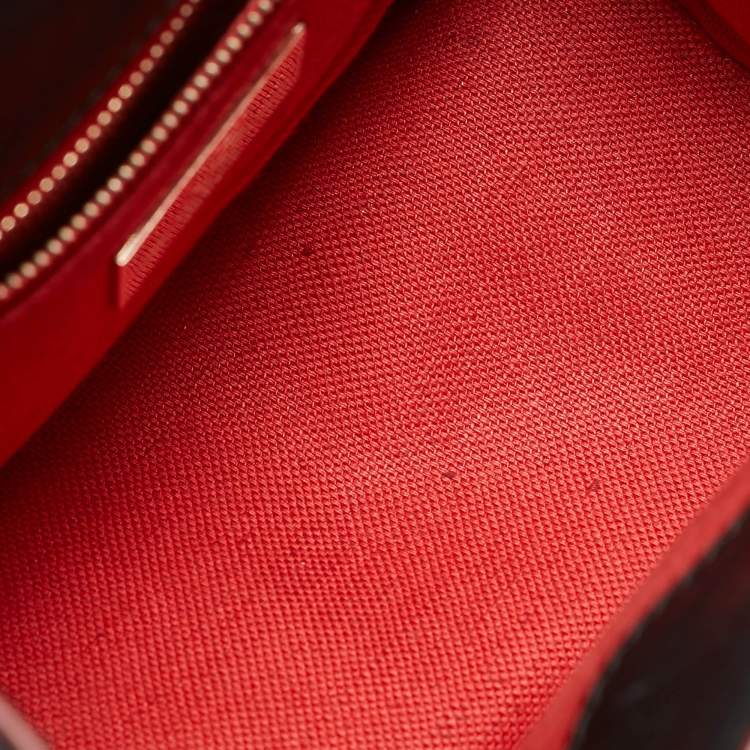 Pre Owned Carolina Herrera Black Embossed Leather Pushlock Flap Top Handle Bag