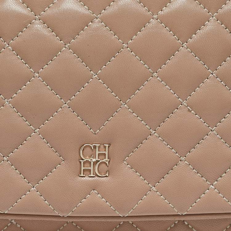 Pre Owned Carolina Herrera Beige Quilted Leather Flap Chain Crossbody Bag