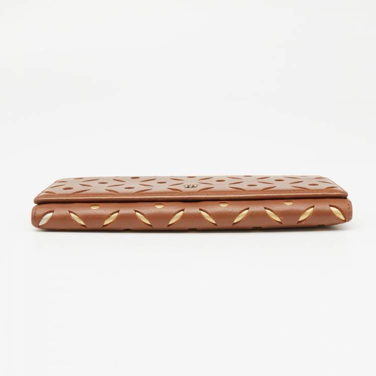 Pre Owned Carolina Herrera Brown/Gold Leather Lasercut Flap Continental Wallet
