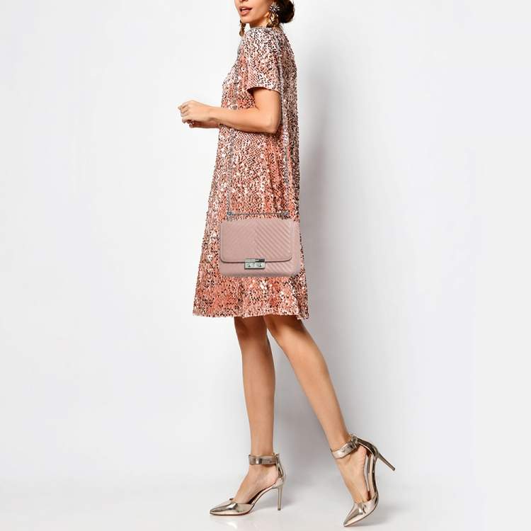 Pre Owned Carolina Herrera Light Pink Diagonal Quilt Leather Pushlock Flap Bag