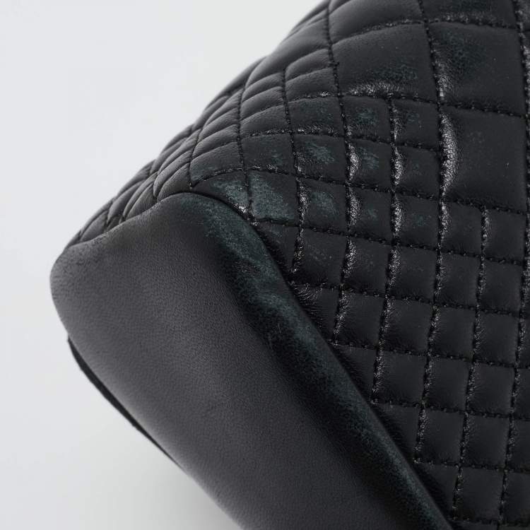 مملوكة مسبقًا Carolina Herrera Black Quilted Leather Bimba Flap Shoulder Bag