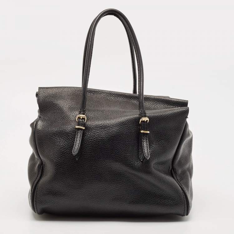 Pre Owned Carolina Herrera Black Leather Flap Satchel