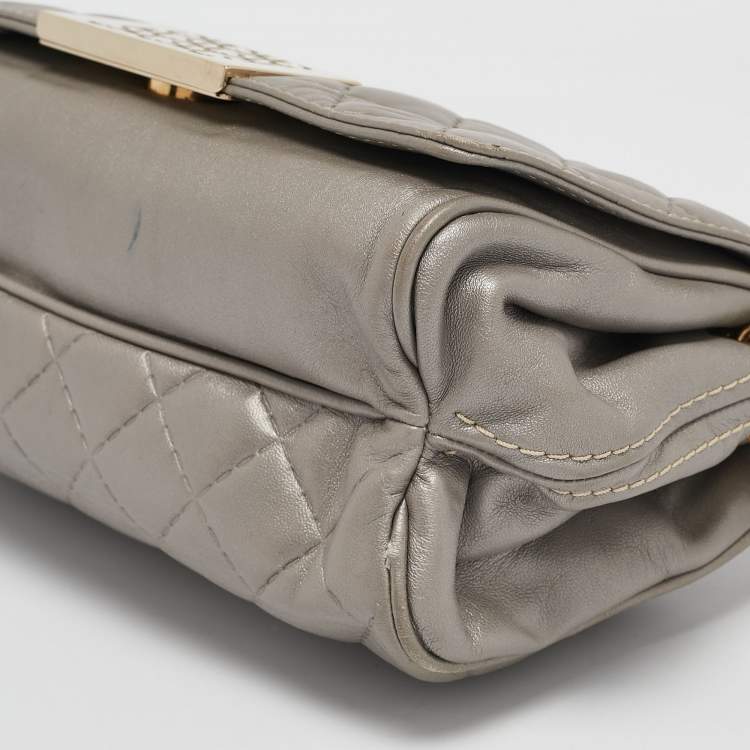 Pre Owned Carolina Herrera Grey Quilted Leather Bimba Tassel Shoulder Bag