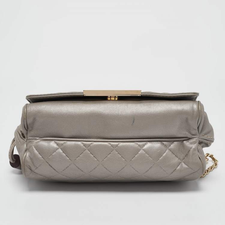 Pre Owned Carolina Herrera Grey Quilted Leather Bimba Tassel Shoulder Bag