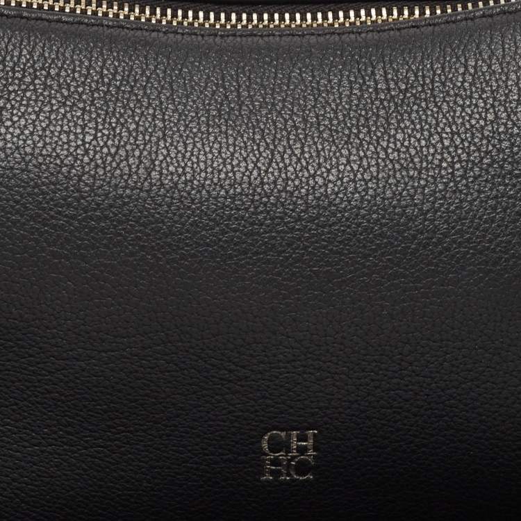 مملوكة مسبقًا Carolina Herrera Black Leather Pochette Bag