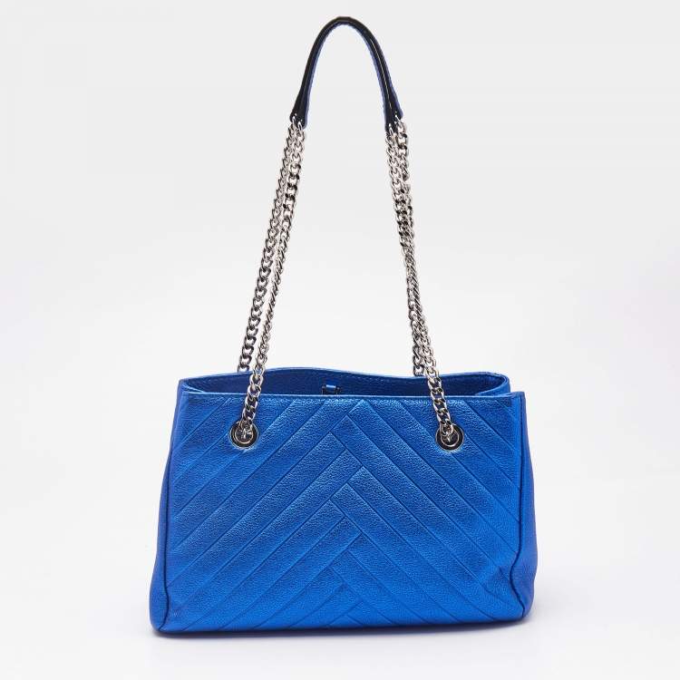 Pre Owned Carolina Herrera Blue Quilted Leather Logo Charm Chain Tote