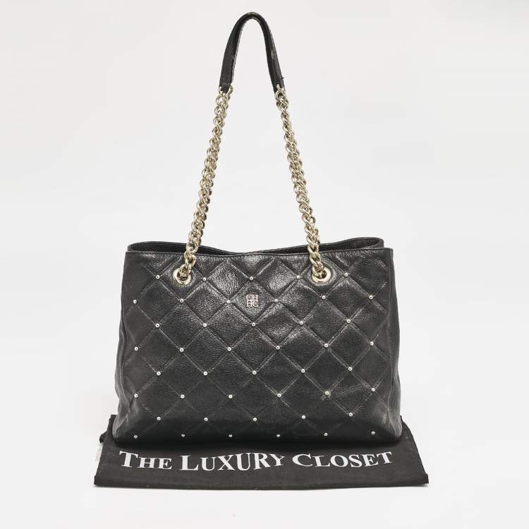 Pre Owned Carolina Herrera Black Logo Embossed Quilted Leather Studded Chain Tote