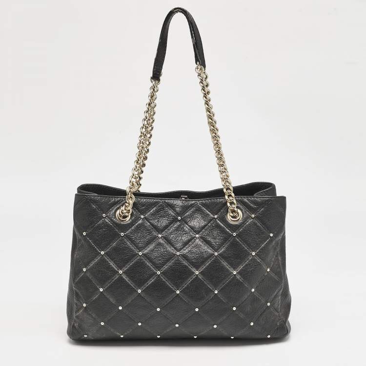 Pre Owned Carolina Herrera Black Logo Embossed Quilted Leather Studded Chain Tote