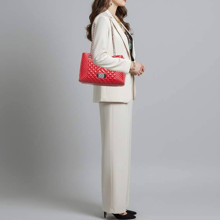 Pre Owned Carolina Herrera CHHC Logo Red Quilted Leather Chain Tote