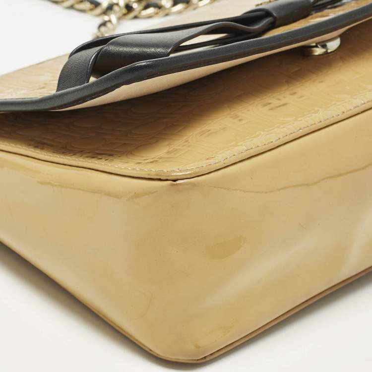 Pre Owned Carolina Herrera Bow Beige/Black Monogram Embossed Patent and Leather Shoulder Bag