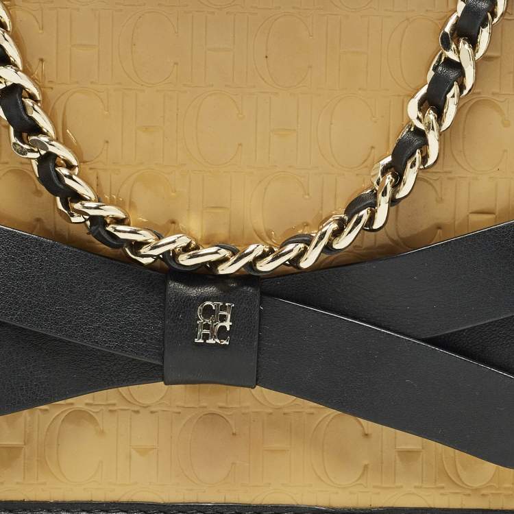 Pre Owned Carolina Herrera Bow Beige/Black Monogram Embossed Patent and Leather Shoulder Bag