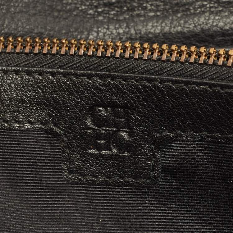 Pre Owned Carolina Herrera Flap Black Monogram Embossed Leather Continental Wallet