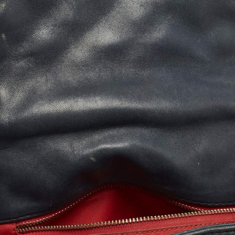 Pre Owned Carolina Herrera Logo Flap Navy Blue Quilted Leather Shoulder Bag