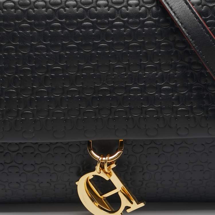 Pre Owned Carolina Herrera Camelot Black Embossed Leather Shoulder Bag