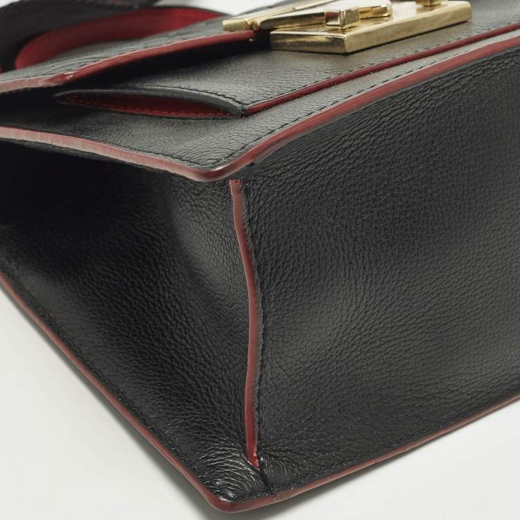 Pre Owned Carolina Herrera Pushlock Black/Red Logo Embossed Leather Top Handle Bag