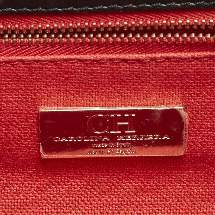 Pre Owned Carolina Herrera Pushlock Black/Red Logo Embossed Leather Top Handle Bag