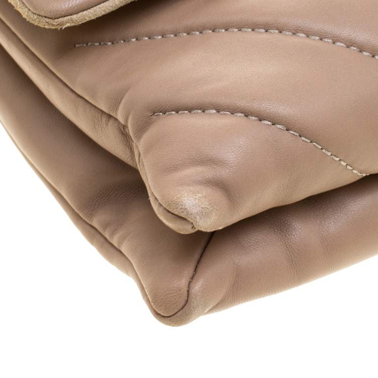 Pre Owned Carolina Herrera Beige Leather Shoulder Bag