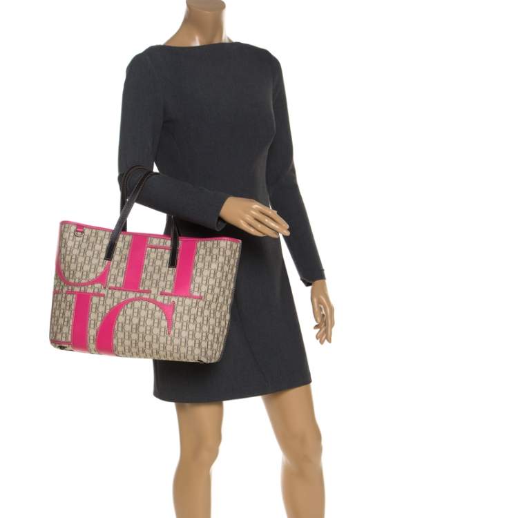 Pre Owned Carolina Herrera Multicolor Monogram Canvas Shopper Tote