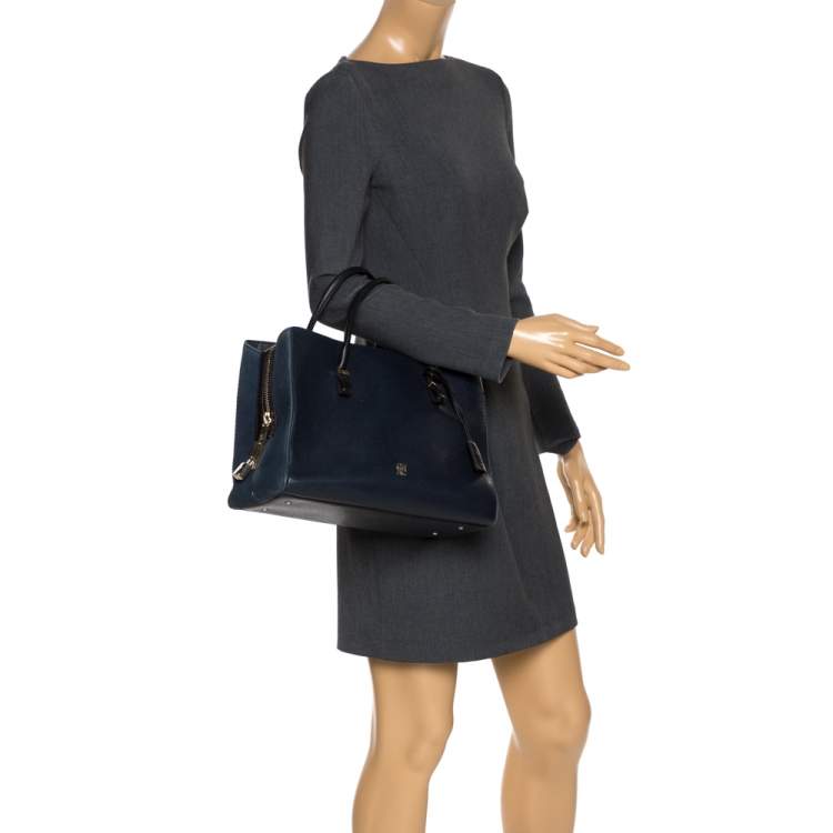 Pre Owned Carolina Herrera Navy Blue/Black Leather Zip Tote