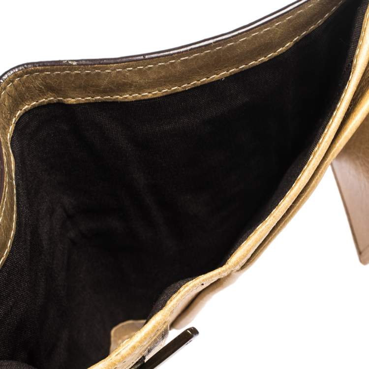 Pre Owned Carolina Herrera Beige Monogram Leather Buckle Flap Compact Wallet