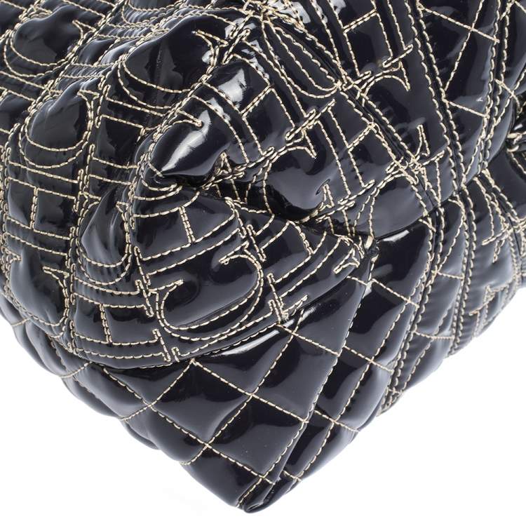 مملوكة مسبقًا Carolina Herrera Eggplant Monogram Patent Leather Chain Tote