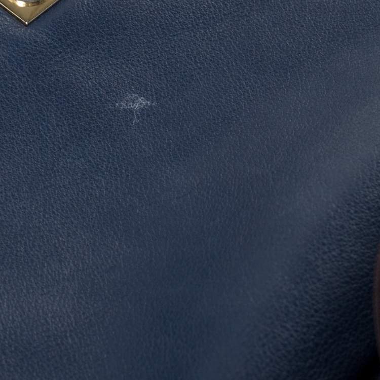 Pre Owned Carolina Herrera Blue Leather Flap Shoulder Bag