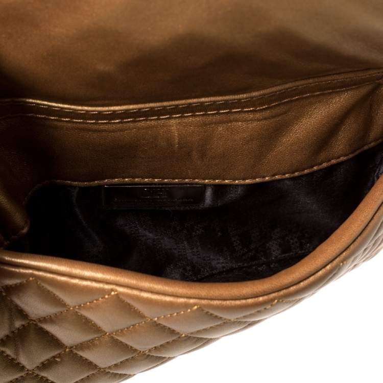 Pre Owned Carolina Herrera Gold Quilted Leather Chain Clutch