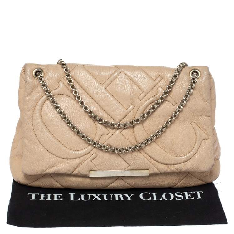 Pre Owned Carolina Herrera Beige Leather Flap Chain Shoulder Bag