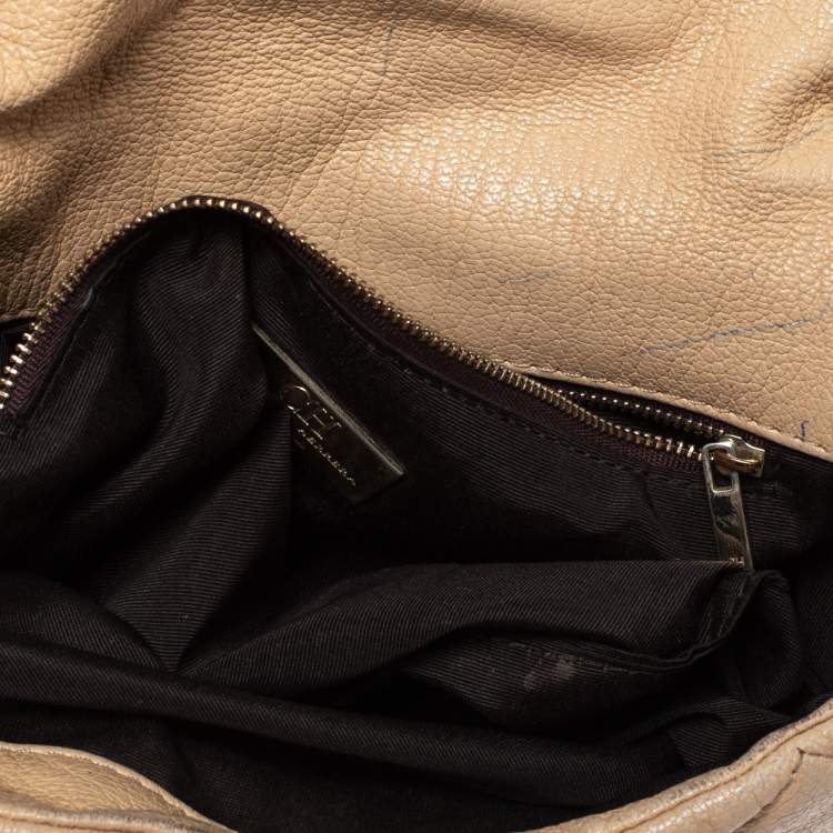 Pre Owned Carolina Herrera Beige Leather Flap Chain Shoulder Bag