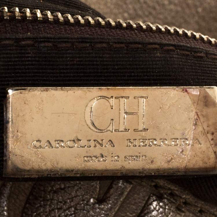 Pre Owned Carolina Herrera Gold Monogram Leather Bow Chain Clutch