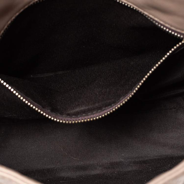 Pre Owned Carolina Herrera Beige Quilted Leather Flap Chain Shoulder Bag