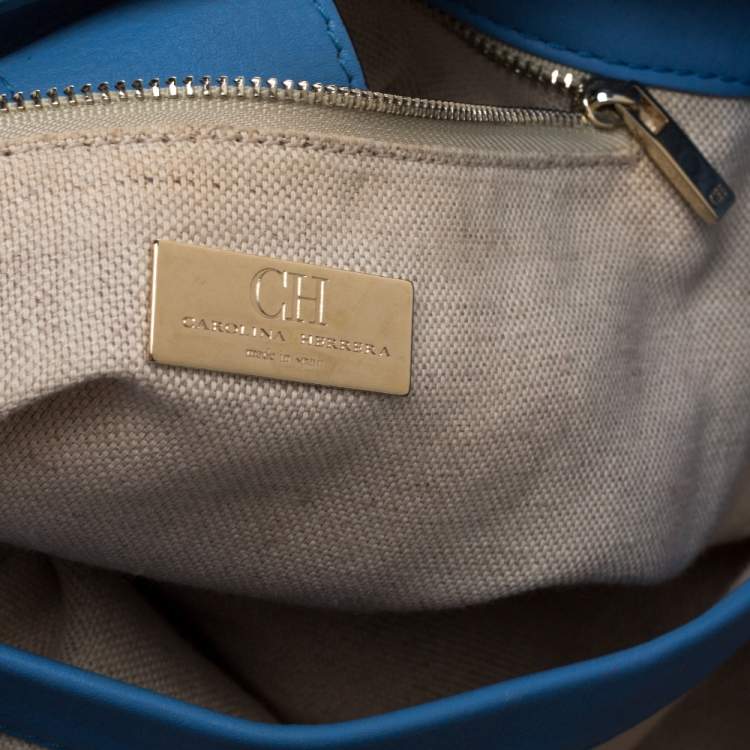 Pre Owned Carolina Herrera Blue Leather Charm Tote