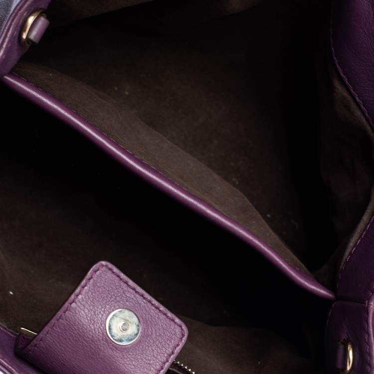 Pre Owned Carolina Herrera Purple Leather Charm Tote