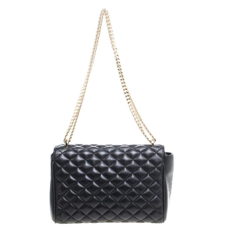 Pre Owned Carolina Herrera Black Quilted Leather Flap Chain Shoulder Bag