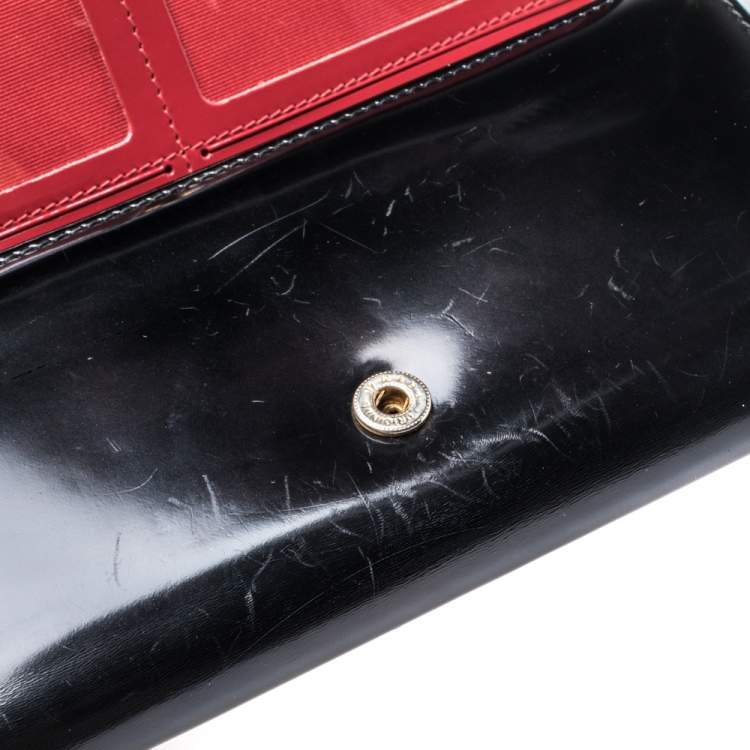 Pre Owned Carolina Herrera Black Patent Leather Continental Wallet