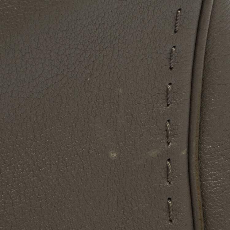 Pre Owned Carolina Herrera Grey Leather Charm Tote