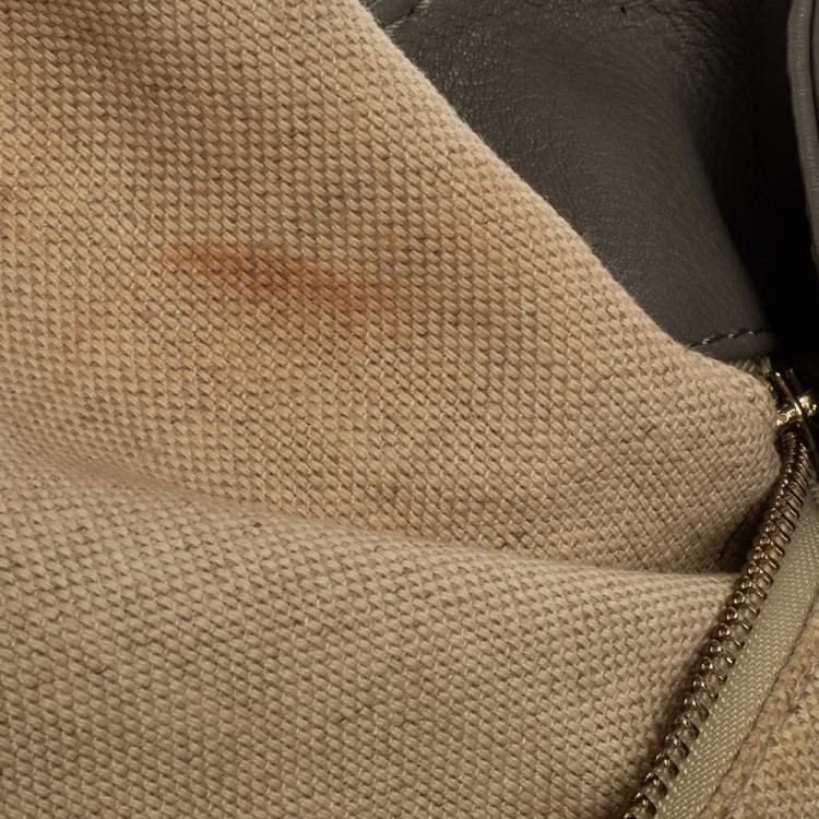 Pre Owned Carolina Herrera Grey Leather Charm Tote