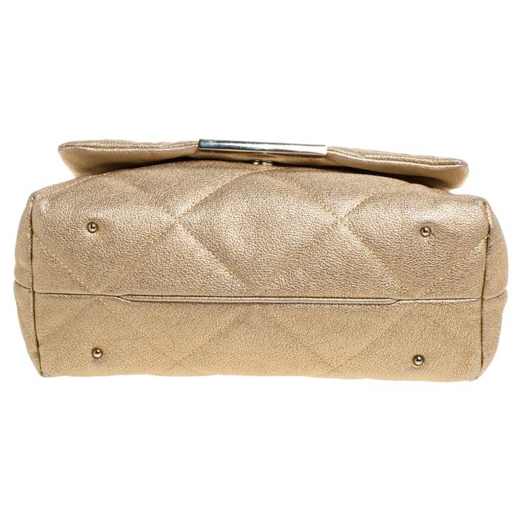 Pre Owned Carolina Herrera Gold Embossed Leather Metal Flap Shoulder Bag